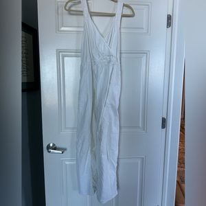 Worn once white beach dress with pockets!